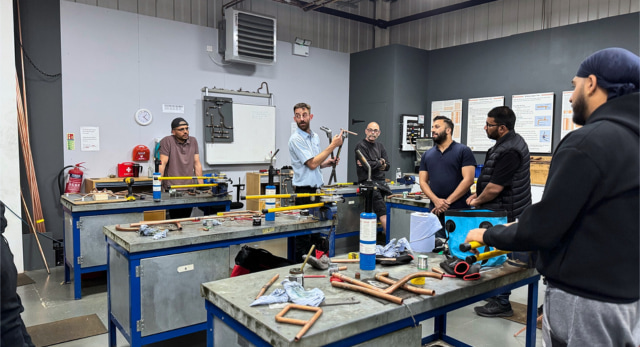 learning a trade in a workshop with Logic4training