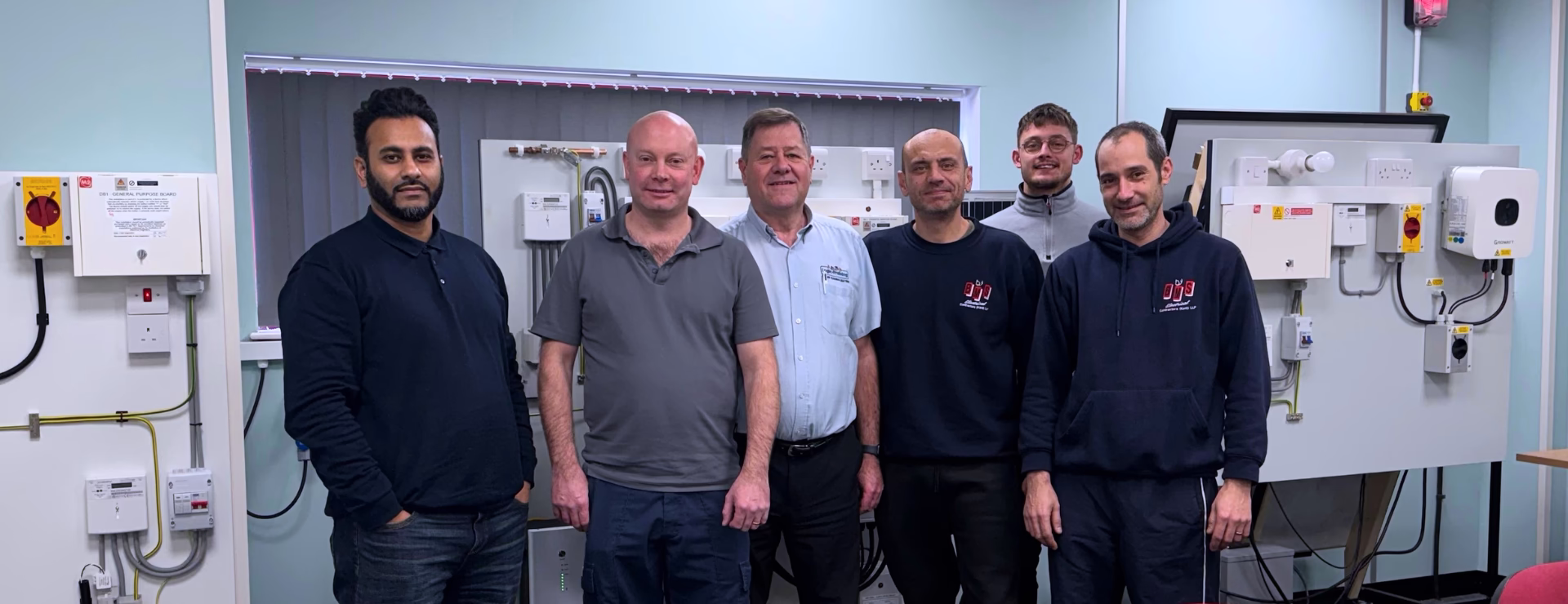Logic4training Sittingbourne battery storage course class photo after their course