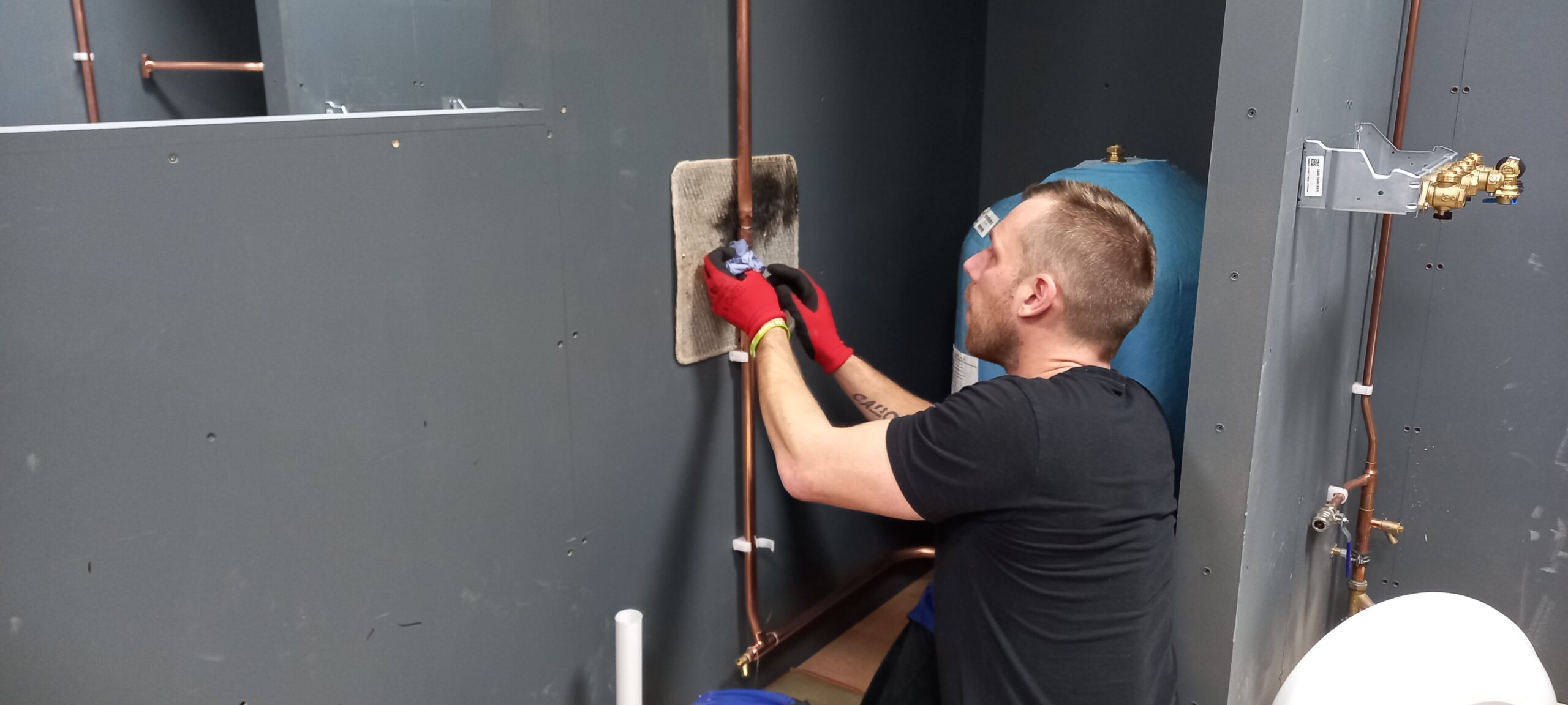 Become a plumber - Logic4training