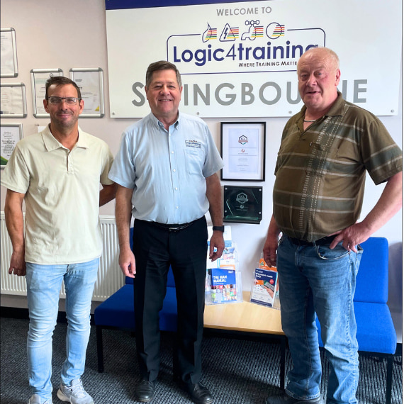 A Logic4training Safe Electrical Isolation class after finishing their course