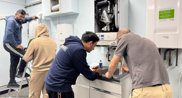 a group of gas students training to become gas engineers on their 4 week gas managed learning programme