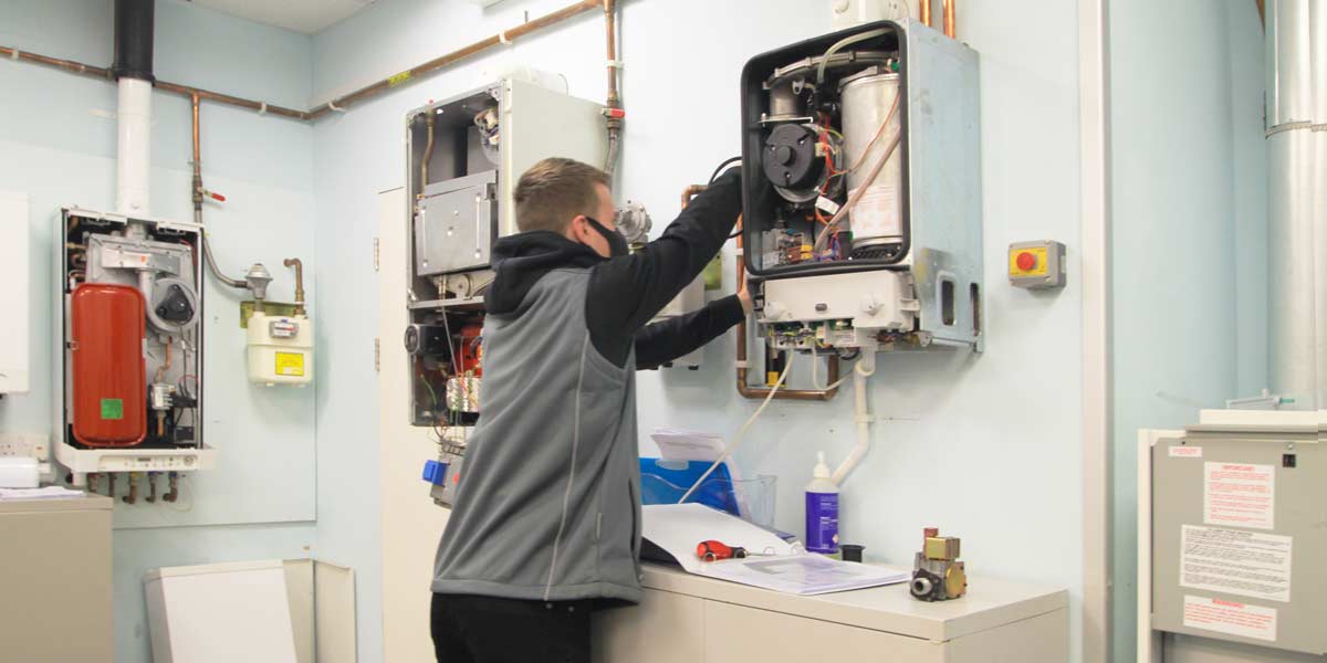 gas boiler ban the installation of gas boilers is NOT stopping in 2025|