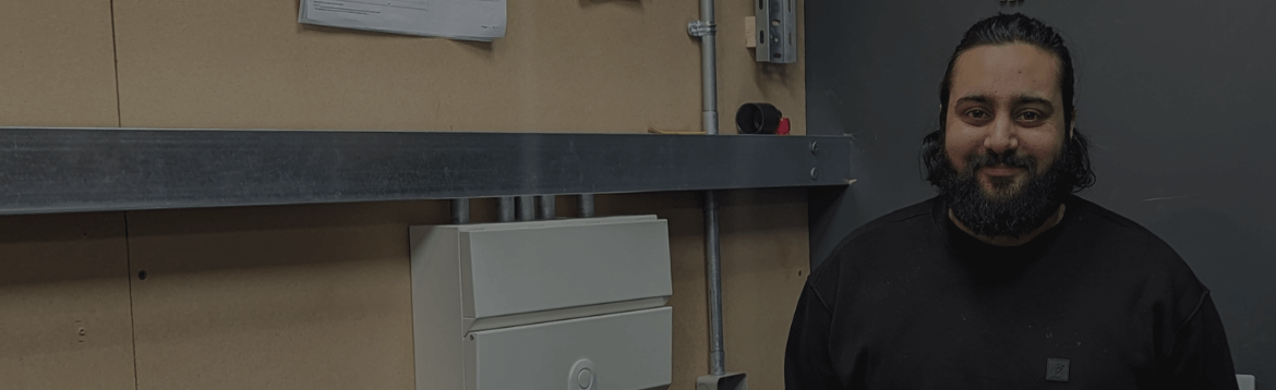 Syed giving his new entrant domestic electrical installer course testimonial
