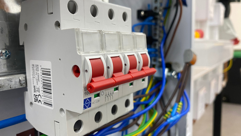 Electrical breakers in a consumer unit