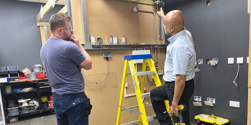 Level 3 Certificate in Installing, Testing & Ensuring Compliance of Electrical Installations in Dwellings Training Course
