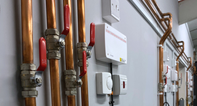 Should I become a plumber or an electrician? Do I become a plumber or Electrician? Should I become a plumber or an electrician?