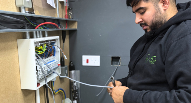 A Logic4training electrical student carrying out work that would require an electrical installation certificate