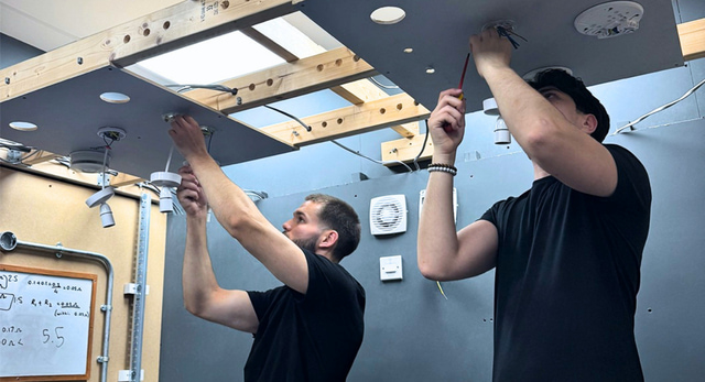 2 Logic4training electrical students training to become electricians