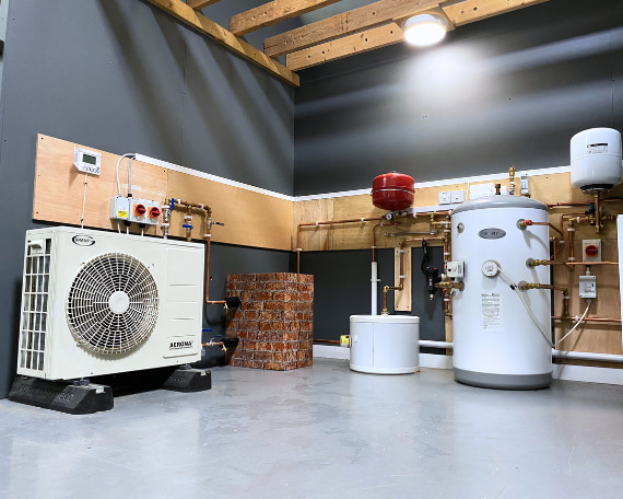 Renewable qualifications - a heat pump in a training workshop