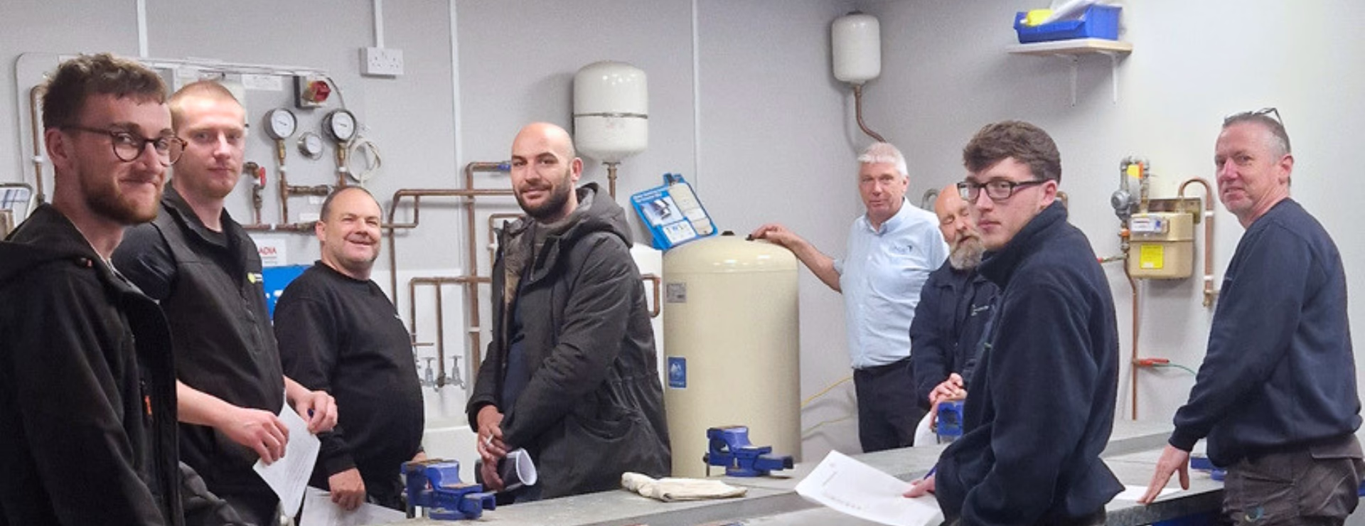 A Logic4training legionella operative course with the trainer